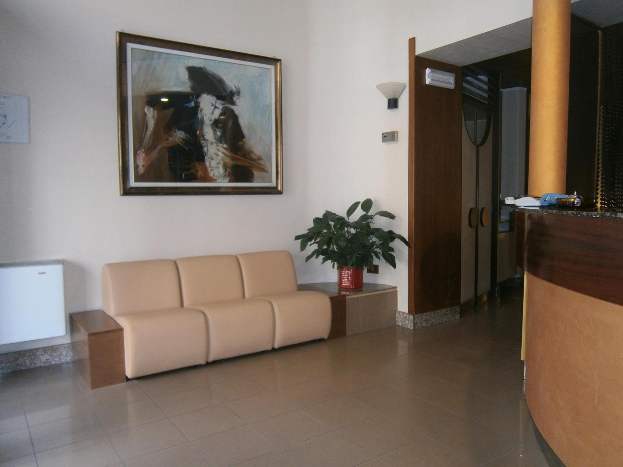 Hotel Corona Termoli Esterno foto