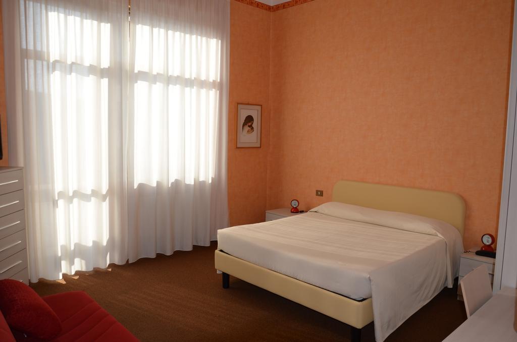 Hotel Corona Termoli Esterno foto