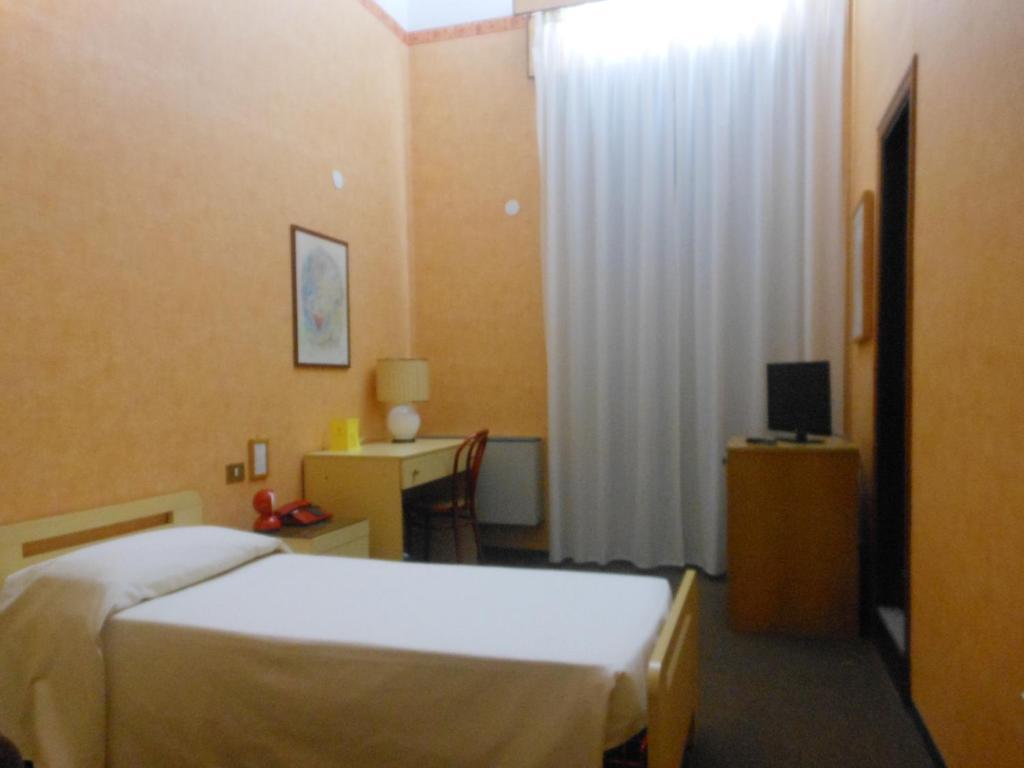 Hotel Corona Termoli Camera foto